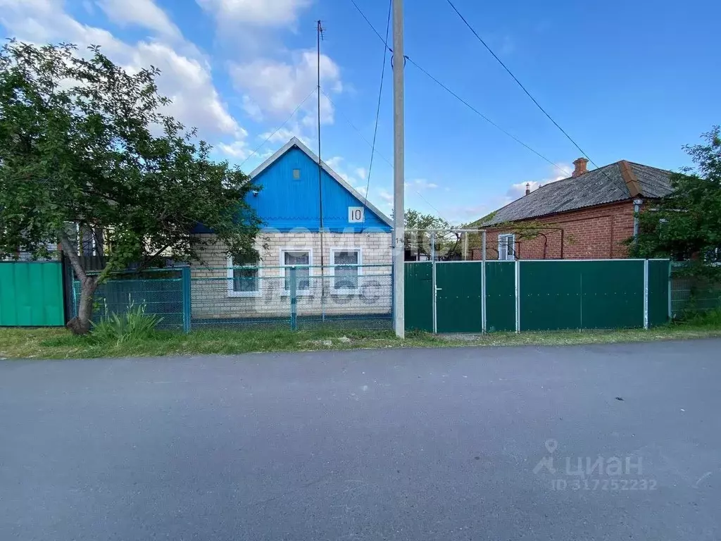 Дом в Краснодарский край, Кореновск пер. Пугачева, 10 (63 м) - Фото 0