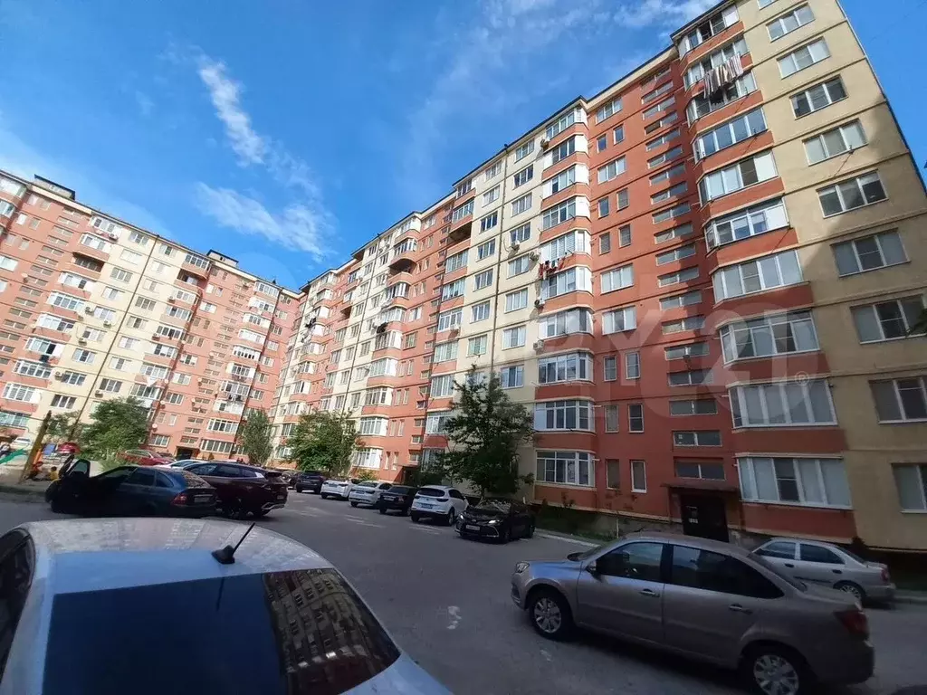1-к. квартира, 46 м, 8/10 эт. - Фото 1