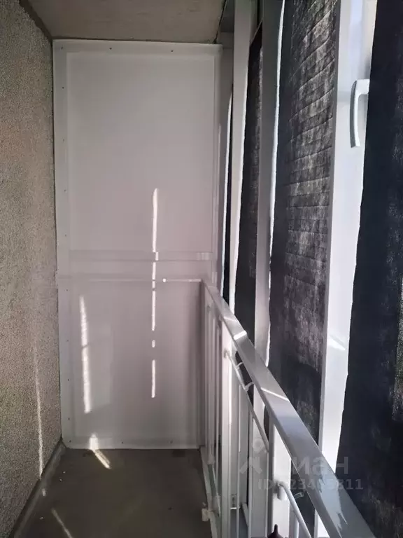 Студия Красноярский край, Красноярск ул. Апрельская, 6 (33.2 м) - Фото 2