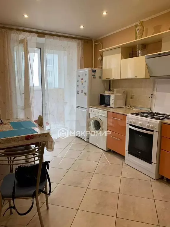 1-к. квартира, 38 м, 3/10 эт. - Фото 1