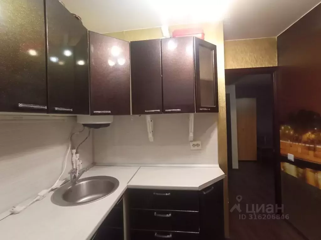 1-к кв. Татарстан, Казань ул. Братьев Касимовых, 84 (30.0 м) - Фото 0