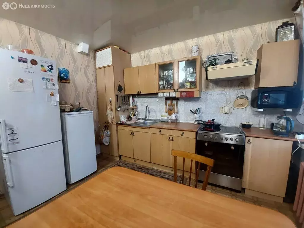 3-комнатная квартира: Череповец, улица Краснодонцев, 35 (52.3 м) - Фото 1