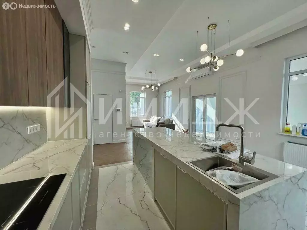 Дом в Сочи, Кутаисская улица (550 м) - Фото 1