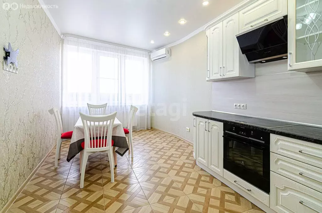 2-комнатная квартира: Анапа, улица Лермонтова, 118 (80 м) - Фото 1