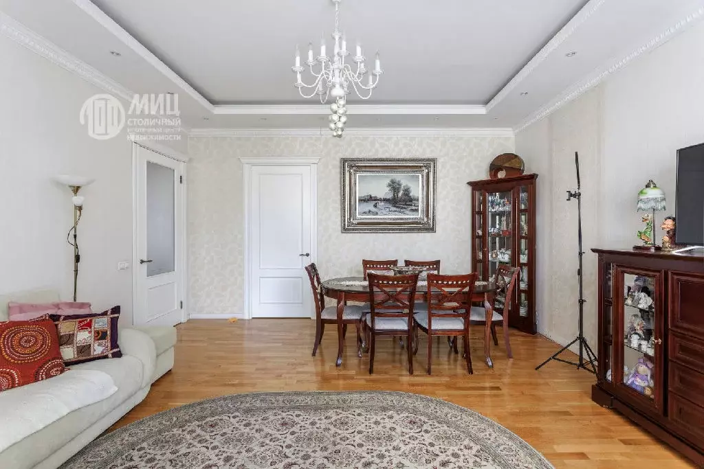 Продается 4-комнатная квартира - Фото 2