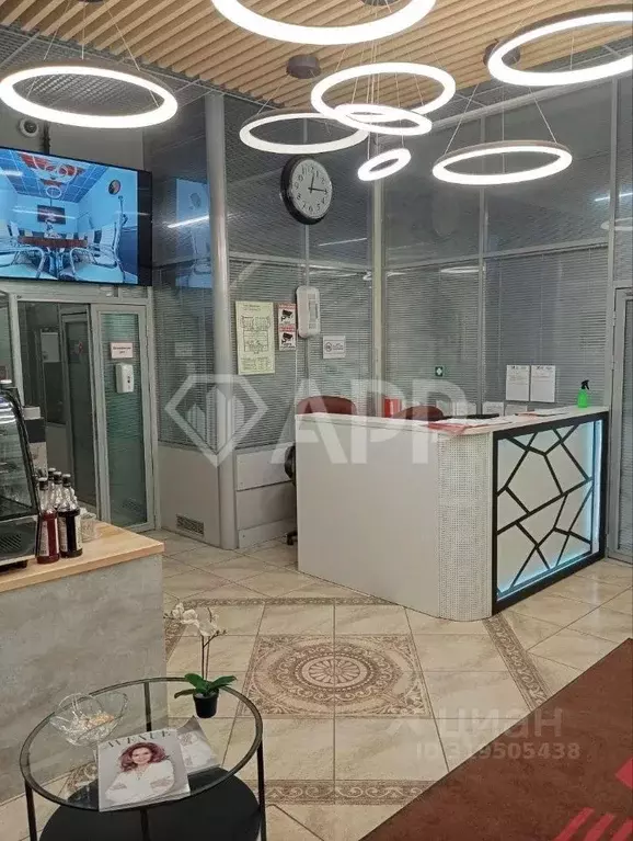 Офис в Татарстан, Казань ул. Галиаскара Камала, 41 (100 м) - Фото 1