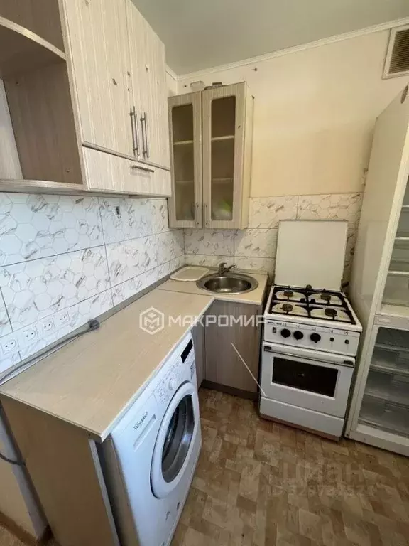 3-к кв. Брянская область, Брянск проезд Федюнинского, 6 (58.4 м) - Фото 1