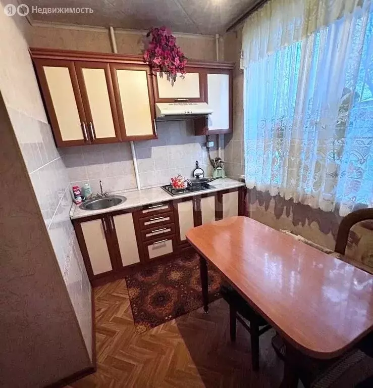 3-комнатная квартира: Саранск, улица Есенина, 18 (62.5 м) - Фото 2