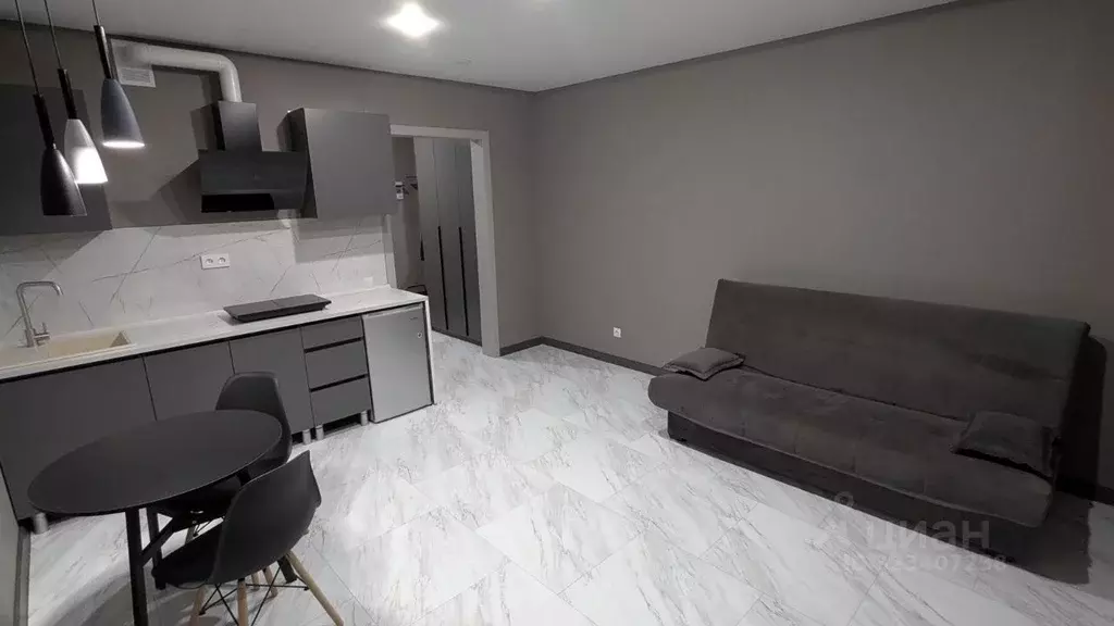 Студия Оренбургская область, Оренбург ул. Юркина, 10 (26.0 м) - Фото 1