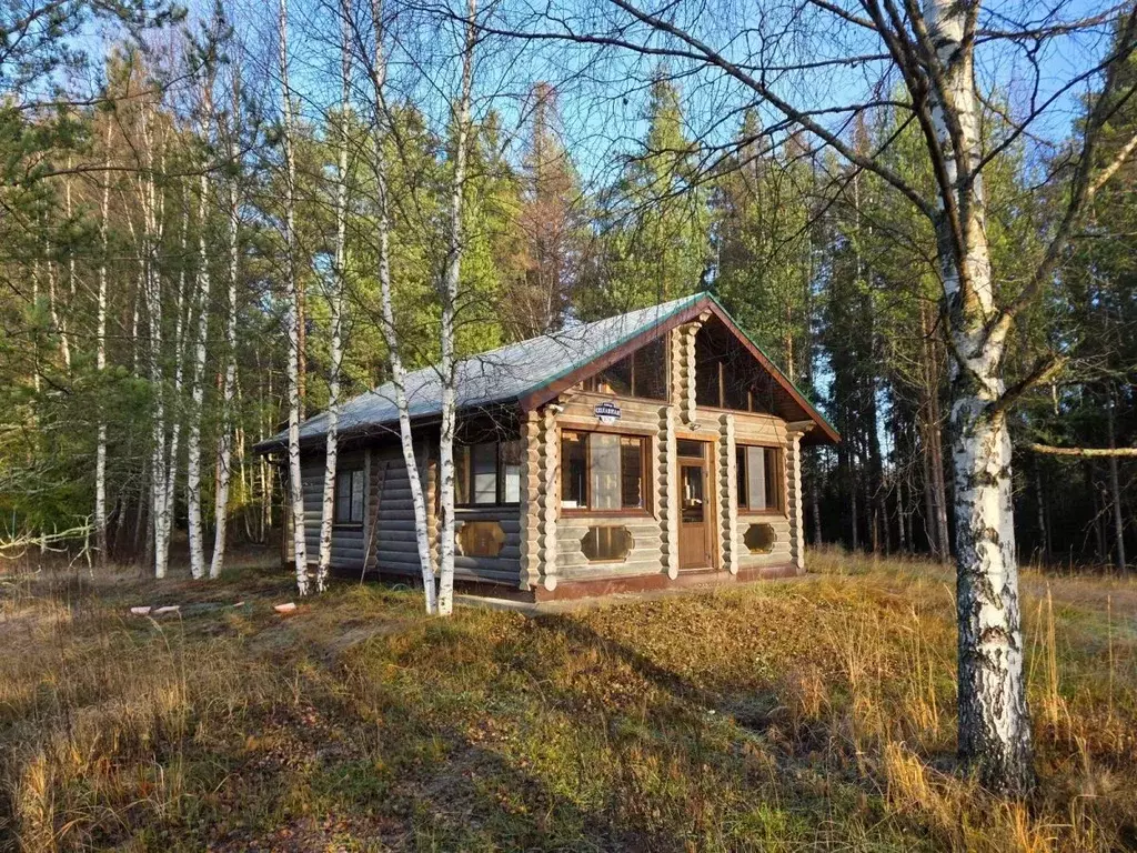 Дом в Карелия, Питкярантский район, д. Ууксу ул. Сплавная, 17В (130 м) - Фото 1