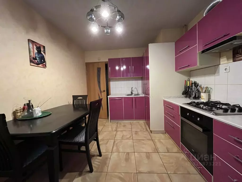 2-к кв. Смоленская область, Смоленск ул. Марии Октябрьской, 24 (64.0 ... - Фото 1