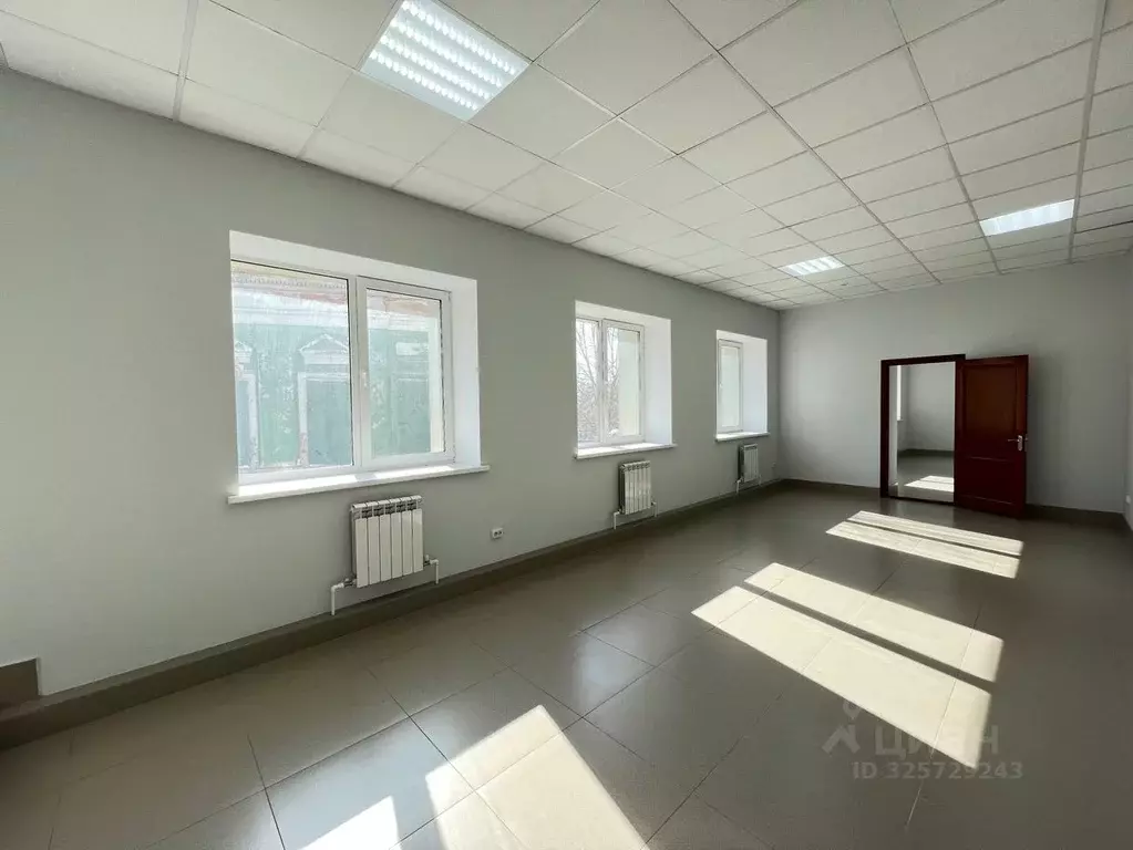 Офис в Татарстан, Казань ул. Мазита Гафури, 50к5 (68 м) - Фото 2