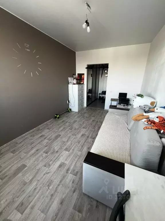 1-к кв. Тюменская область, Тюмень ул. Парада Победы, 9 (36.4 м) - Фото 2