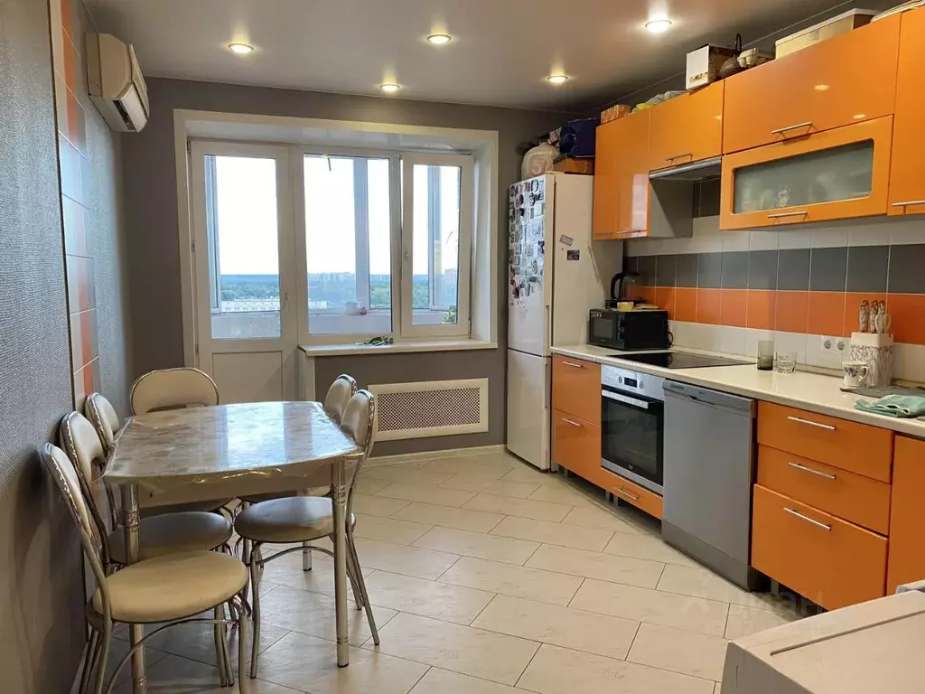 3-к кв. Московская область, Раменское Октябрьская ул., 3 (86.1 м) - Фото 0