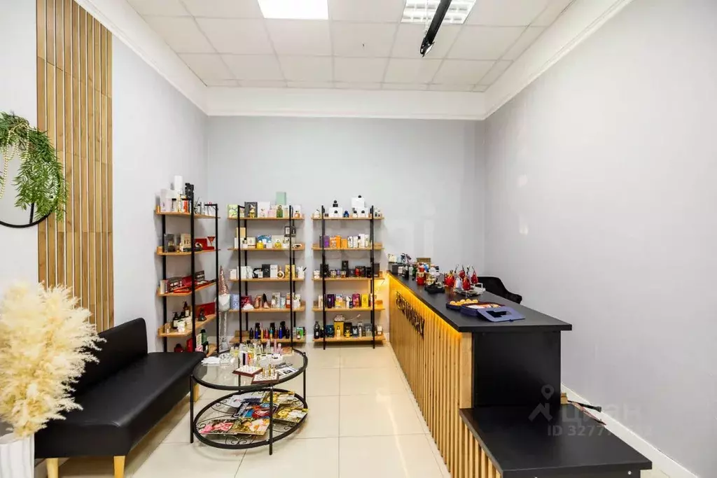 Офис в Ханты-Мансийский АО, Сургут ул. Маяковского, 57 (36 м) - Фото 1