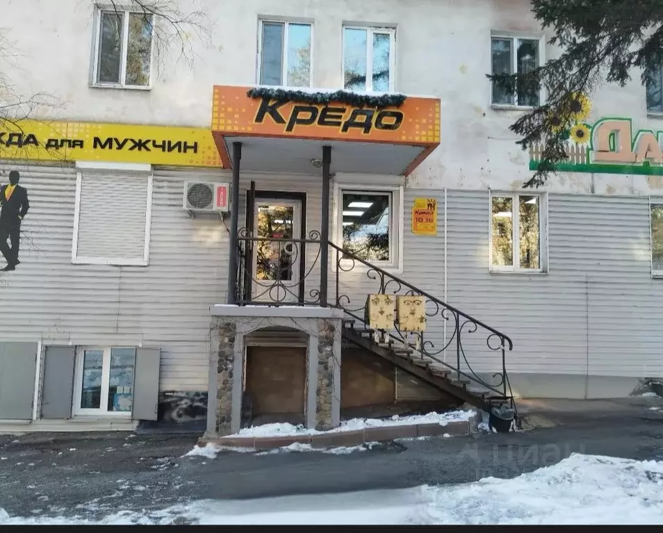 Торговая площадь в Приморский край, Партизанск Ленинская ул., 6 (110 ... - Фото 1