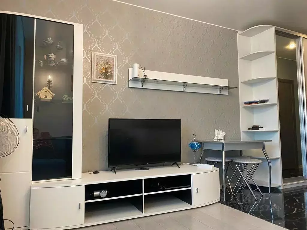 Студия Ленинградская область, Мурино Всеволожский район, бул. ... - Фото 1