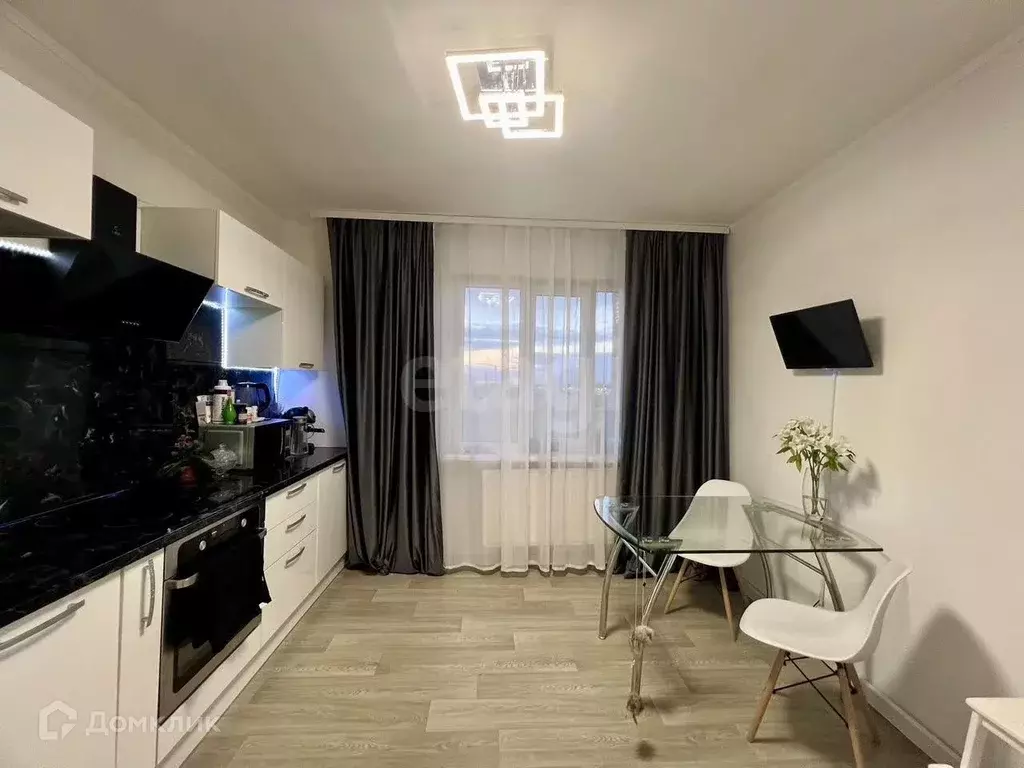 Продаётся 3-к квартира, 70 м - Фото 0