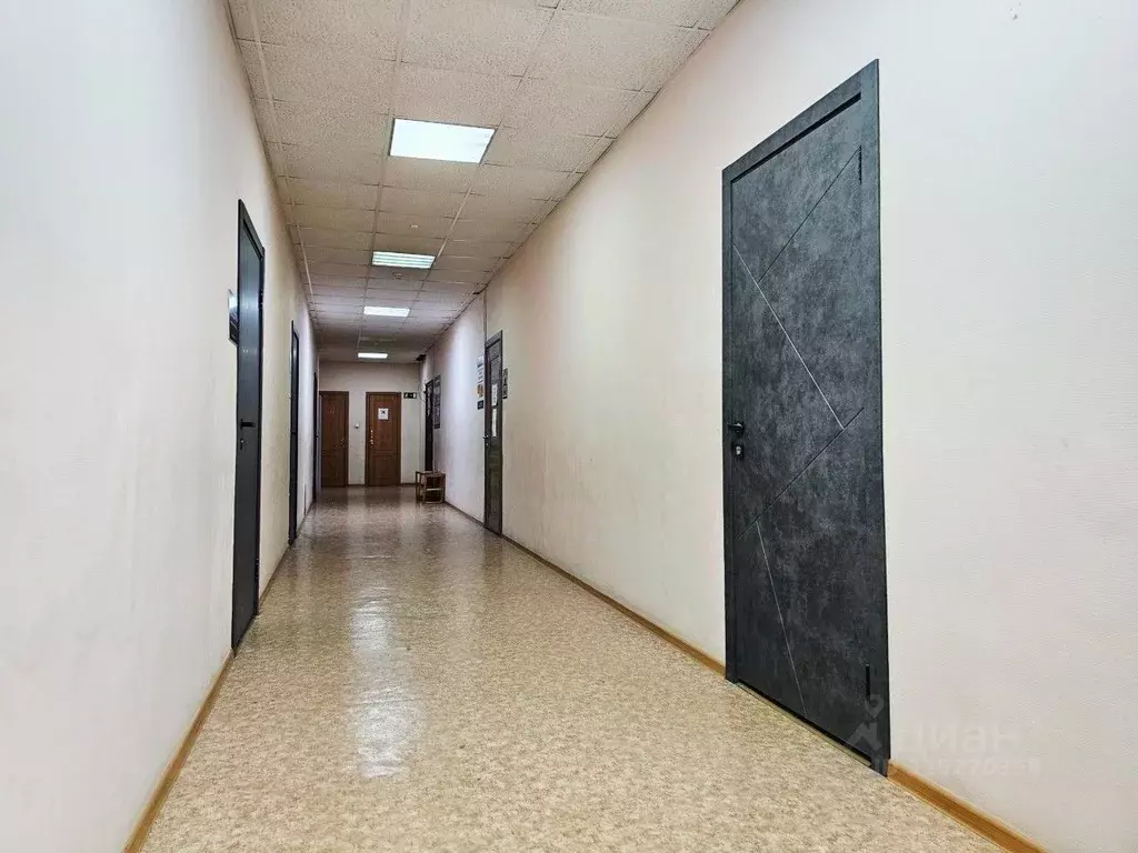 Помещение свободного назначения в Саха (Якутия), Якутск ул. ... - Фото 2