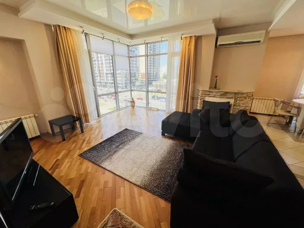 2-к. квартира, 70 м, 5/7 эт. - Фото 1