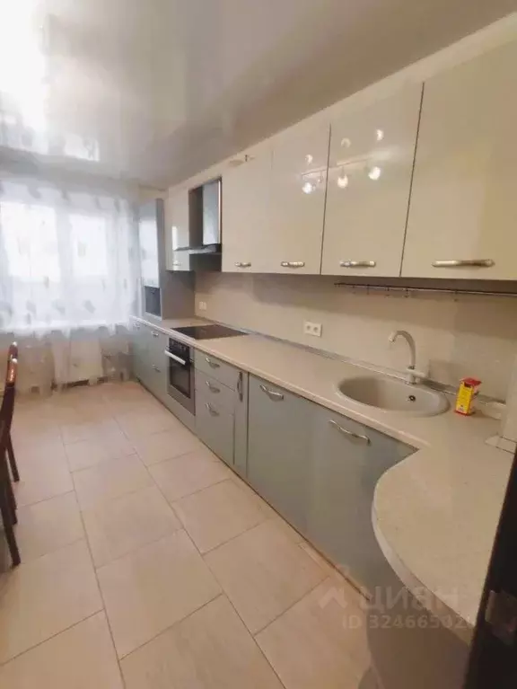 2-к кв. Тюменская область, Тюмень ул. Самарцева, 177 (61.0 м) - Фото 1