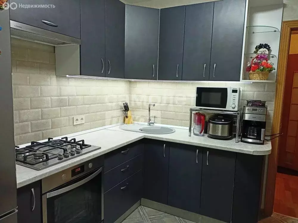 1-комнатная квартира: Омск, посёлок Амурский, 2-я Барнаульская улица, ... - Фото 1