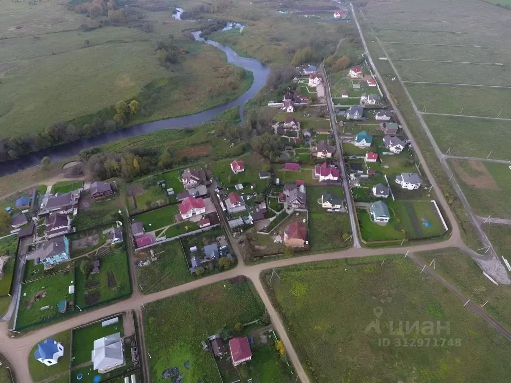 Участок в Ленинградская область, Тосненский район, Тельмановское ... - Фото 0