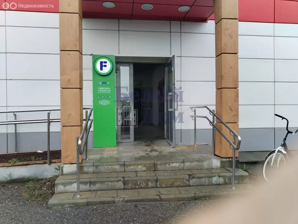 Торговая площадь (684.5 м) - Фото 2