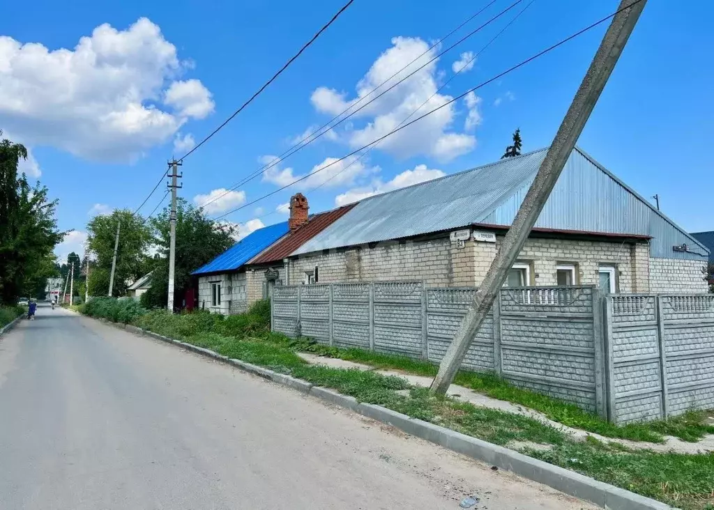 Дом в Саратовская область, Саратов Миллеровская ул., 93 (45 м) - Фото 0
