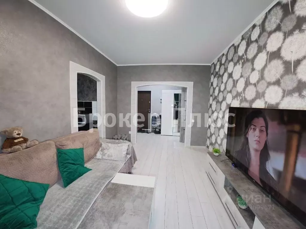 3-к кв. Хакасия, Абакан ул. Некрасова, 33 (60.0 м) - Фото 2