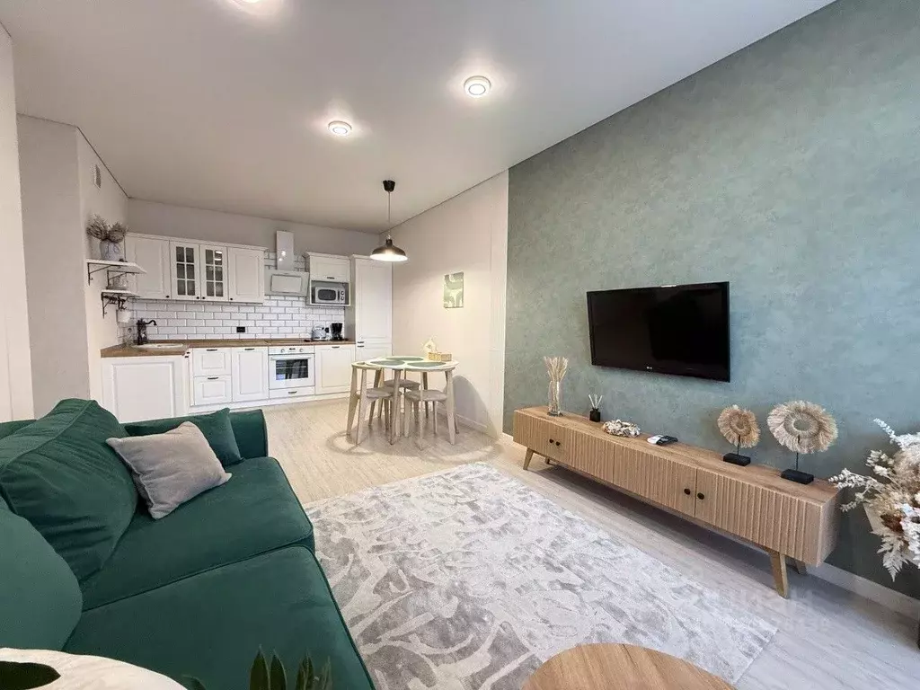 2-к кв. Свердловская область, Екатеринбург ул. Московская, 194 (70.0 ... - Фото 2