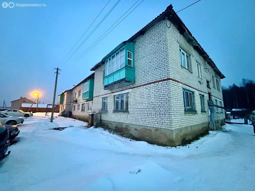 3-комнатная квартира: посёлок городского типа Кадый, улица Балакирева, ... - Фото 0