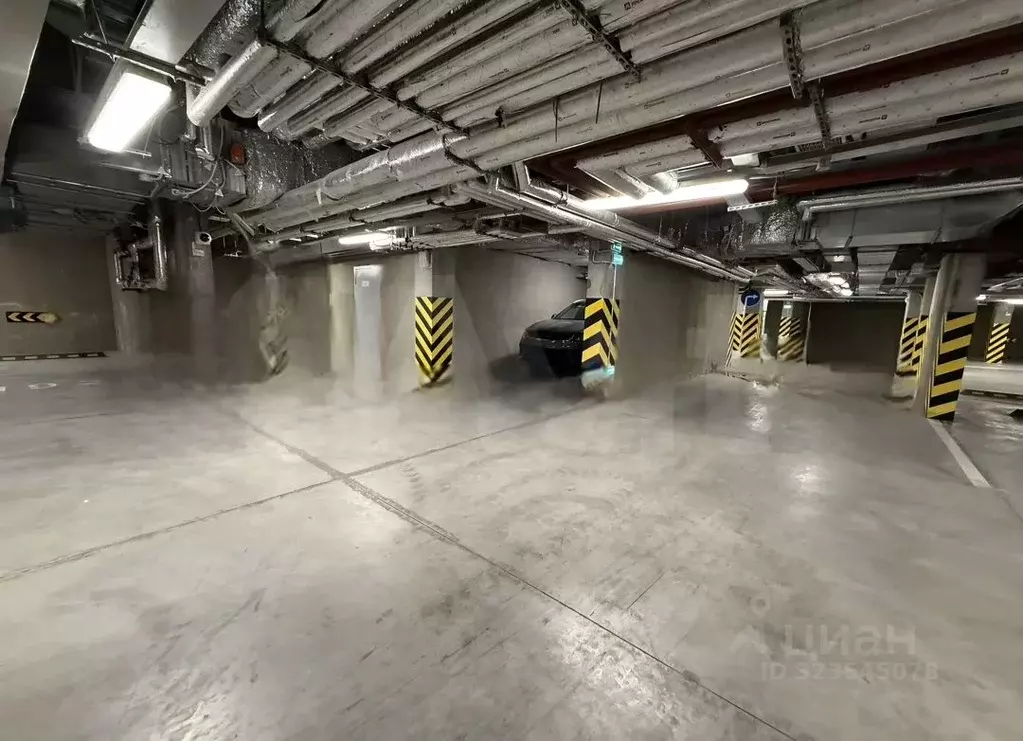 Гараж в Санкт-Петербург Октябрьская наб., 40К (23 м) - Фото 2