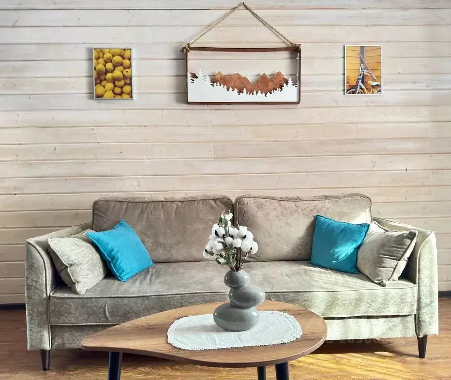 Дом в Башкортостан, Белорецкий район, Абзаковский сельсовет, с. ... - Фото 1