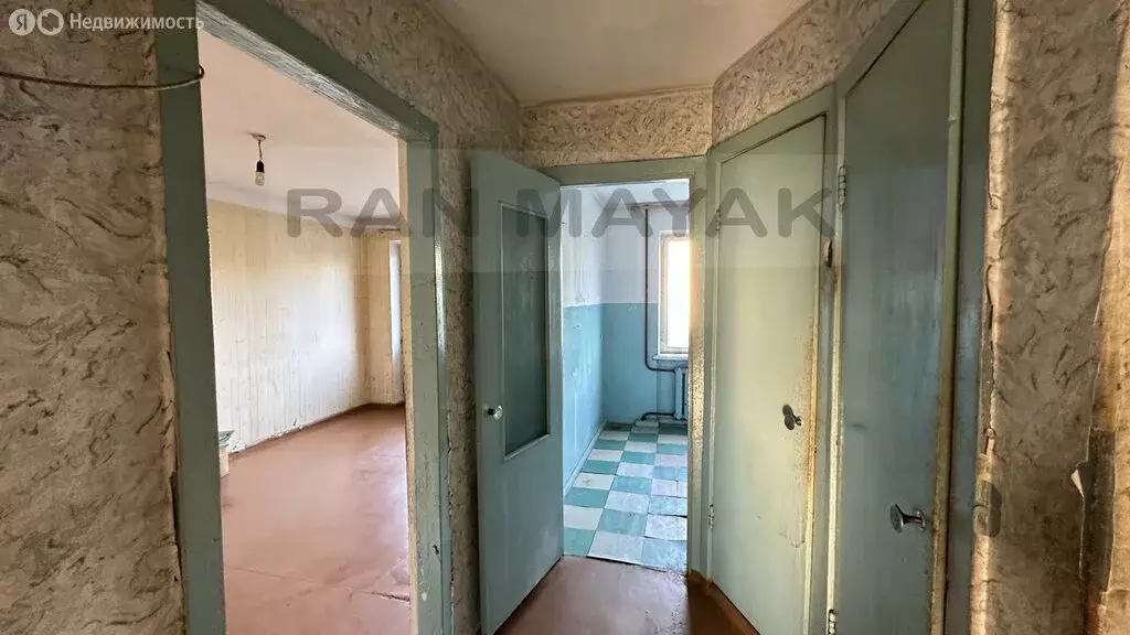 3-комнатная квартира: Майкоп, Прямая улица, 2А (65 м) - Фото 1