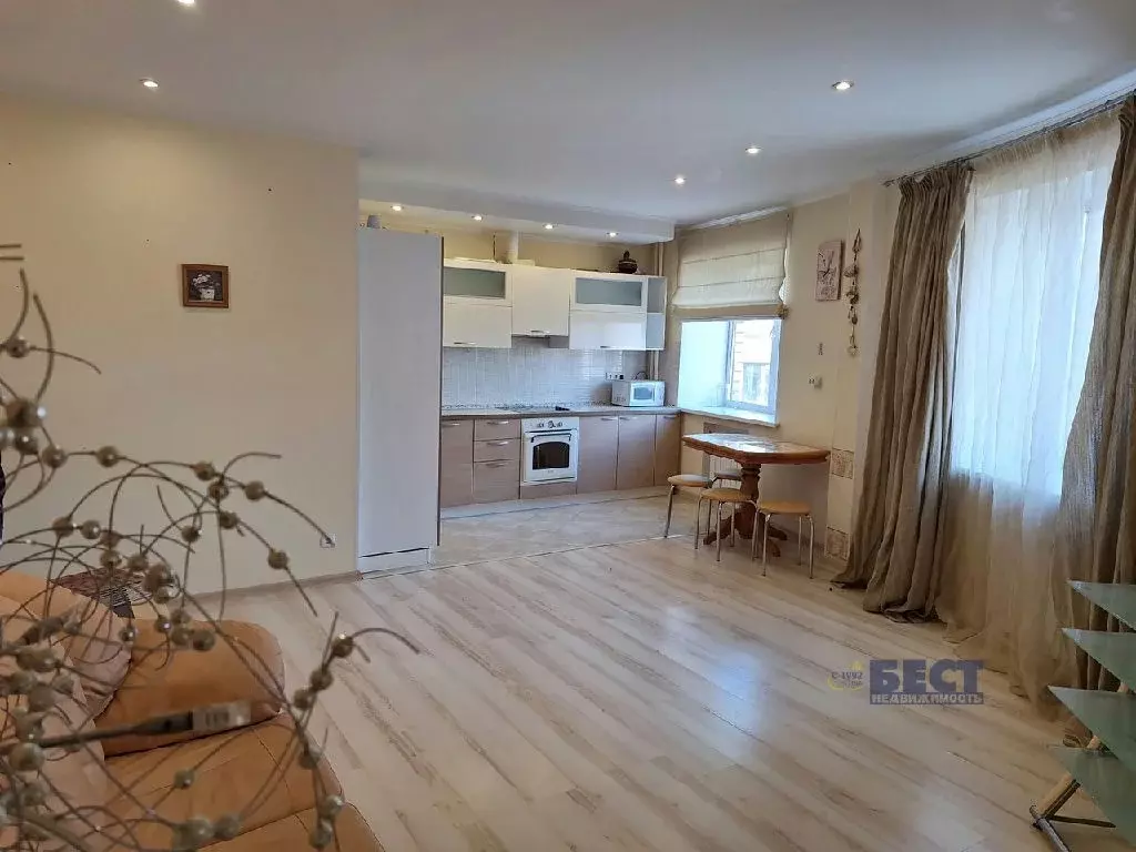 Продается 2-комнатная квартира - Фото 2