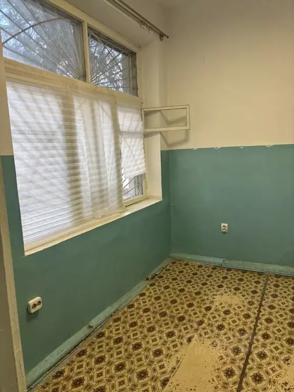 Офис в Крым, Симферополь ул. Сельвинского, 108Б (8 м) - Фото 1