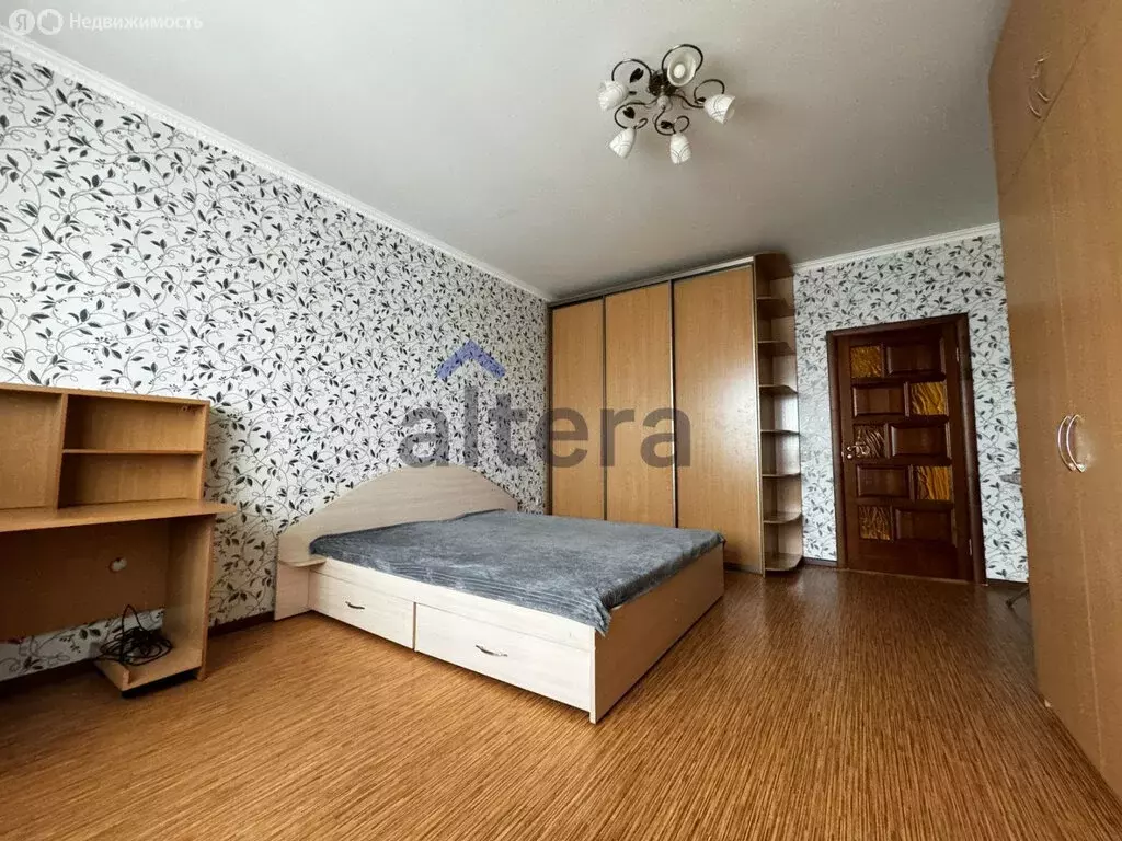 2-комнатная квартира: Казань, улица Адоратского, 1 (93 м) - Фото 0