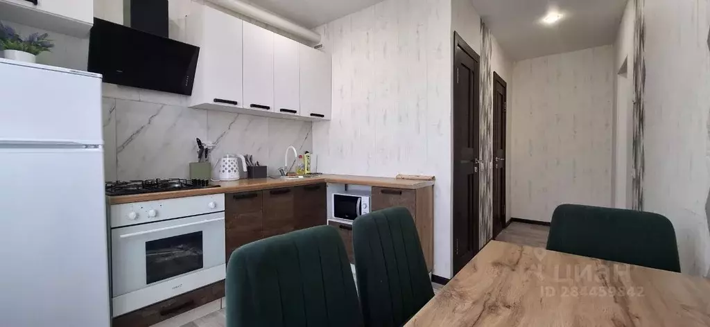 2-к кв. Воронежская область, Россошь ул. Простеева, 12 (54.0 м) - Фото 0