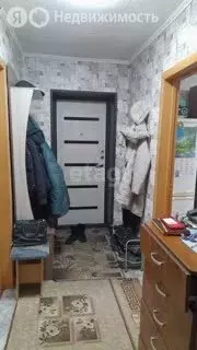 3-комнатная квартира: Туринск, улица Горького, 54 (58.1 м) - Фото 0