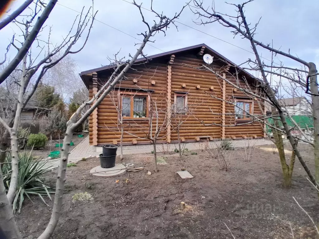 Дом в Ростовская область, Неклиновский район, Новобессергеневское ... - Фото 1