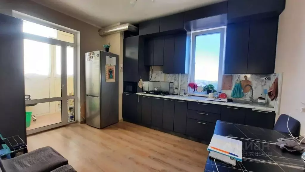 3-к кв. Крым, Симферополь ул. Янтарная, 13 (64.8 м) - Фото 1
