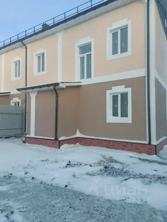 Таунхаус в Омская область, Омский район, с. Петровка (130.0 м) - Фото 0