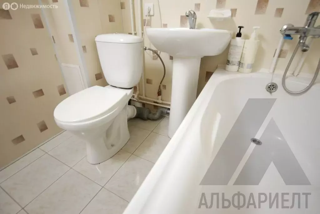 1-комнатная квартира: посёлок Магистральный, Молодёжная улица, 15 ... - Фото 1