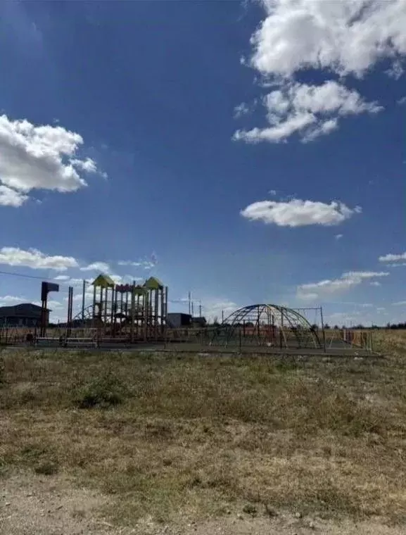 Участок в Крым, Белогорский район, Зуя пгт ул. Адалет (9.1 сот.) - Фото 1