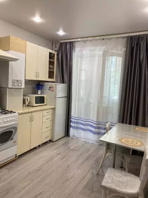 2-к кв. Волгоградская область, Волгоград ул. Поддубного, 2 (38.0 м) - Фото 1