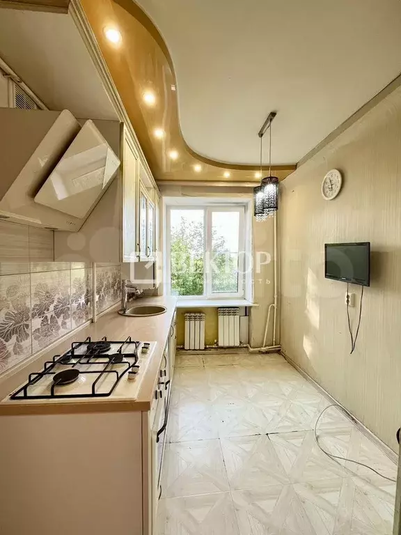 3-к. квартира, 65 м, 3/3 эт. - Фото 1
