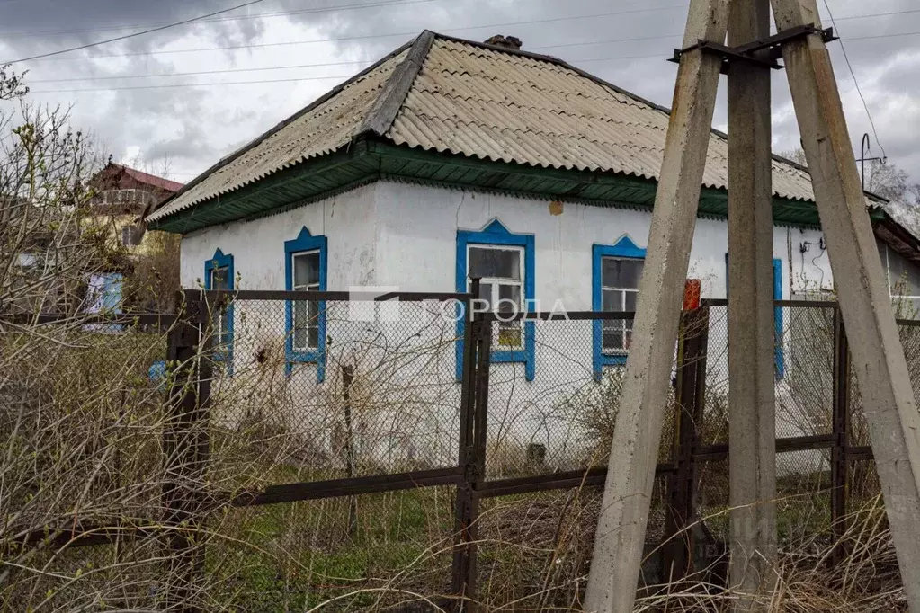 Дом в Кемеровская область, Новокузнецк Широкая ул., 23 (35 м) - Фото 1