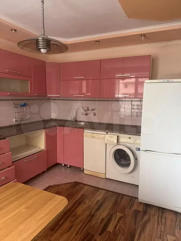 2-к. квартира, 60 м, 4/10 эт. - Фото 1
