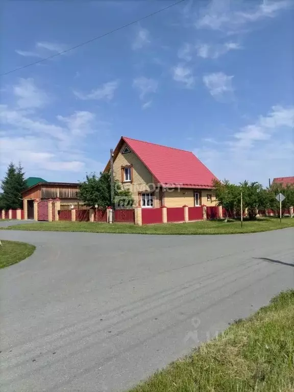 Дом в Тюменская область, Заводоуковск ул. Дмитрия Менделеева (143 м) - Фото 0